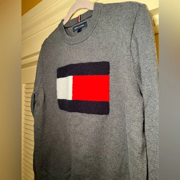 Tommy Hilfiger Cotton Knit Pullover Sweater Jumper with Logo Patch, size medium - Picture 11 of 14
